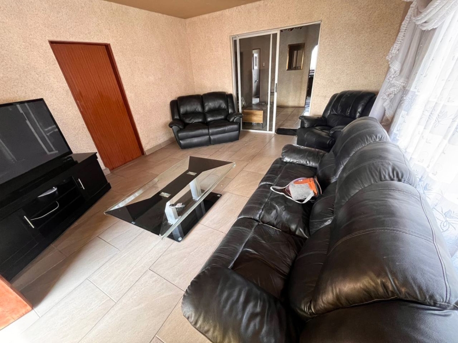 3 Bedroom Property for Sale in Harry Gwala Free State